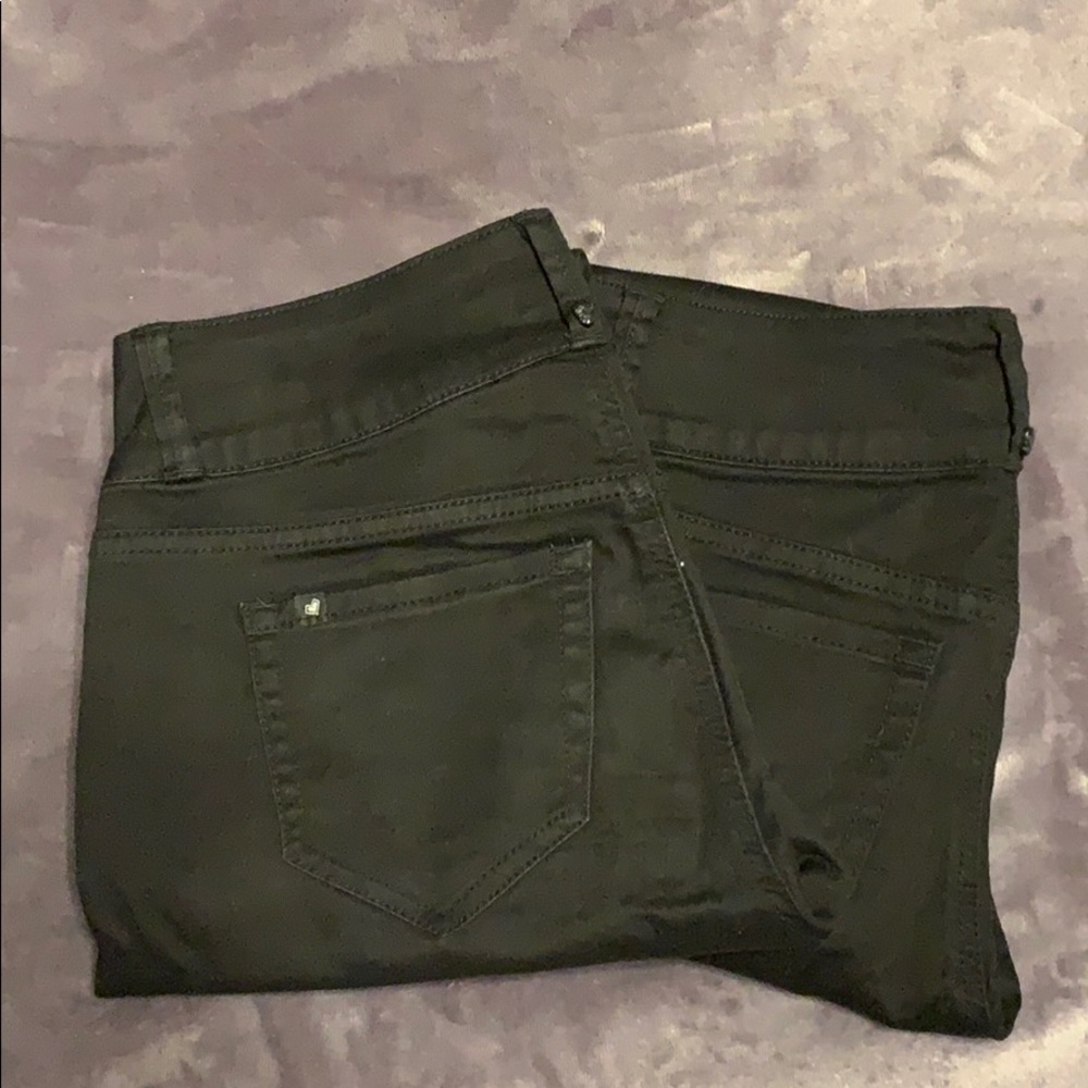 Black skinny jeans